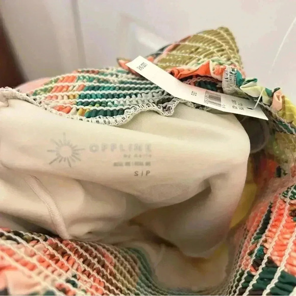 NWT! Aerie Offline Real Me Smocked High Waisted Athletic Running Gym Shorts - Picture 8 of 8